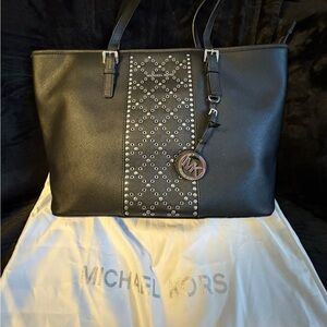 Michael Kors Black Jet Set Travel Tote